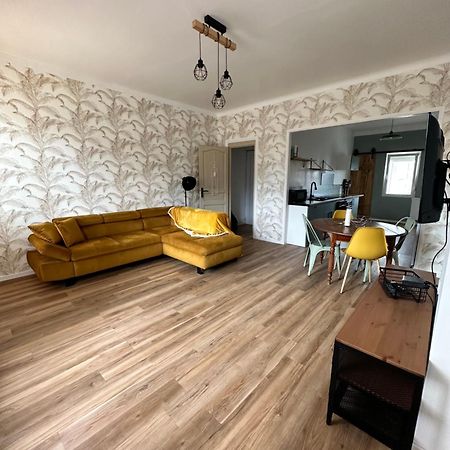 Appartement Calme, Spacieux Et Chic En Centre Ville ! Кале Екстериор снимка